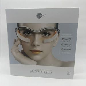 Skin Inc Optimizer Voyage Tri-Light Glasses For Bright Eyes